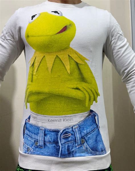 fat kermit crewneck.